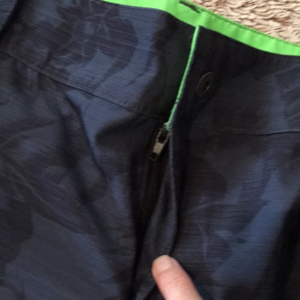 SPEEDO Mens Swim Short - sz 36 waist - Picture 6 of 10